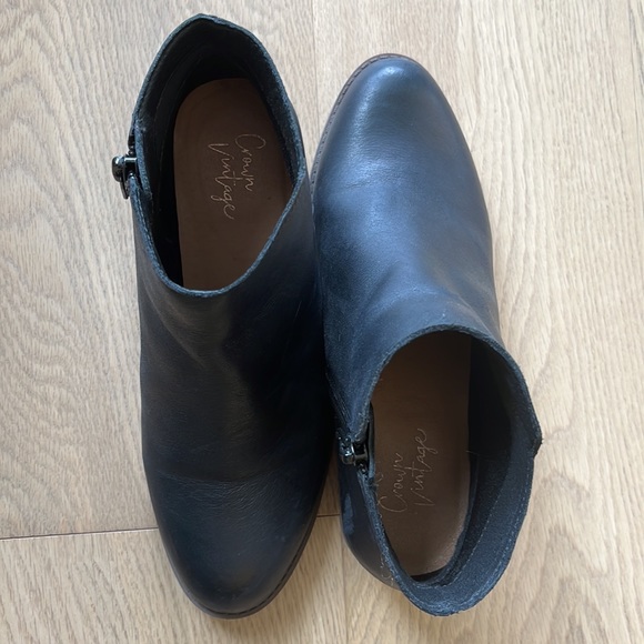 Crown Vintage Booties - Picture 5 of 5